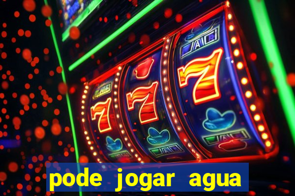 pode jogar agua quente na privada